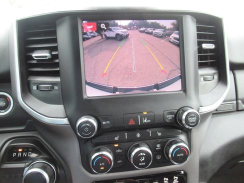 Used 2022 RAM 1500 Big Horn RWD image 31