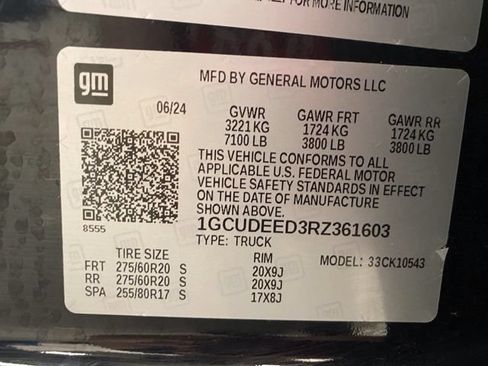 Used 2024 Chevrolet Silverado 1500 RST AWD/4WD image 40