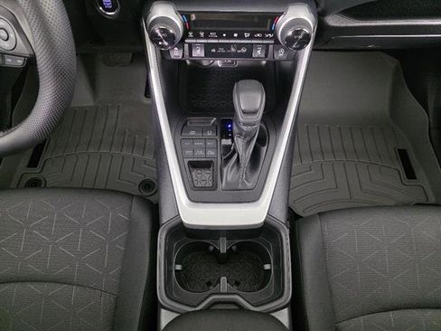 Used 2025 Toyota RAV4 XLE w/ Convenience Package image 36
