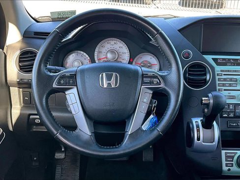 Used 2011 Honda Pilot Touring image 5