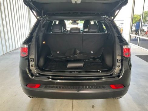 Used 2026 Jeep Compass Limited AWD/4WD image 18