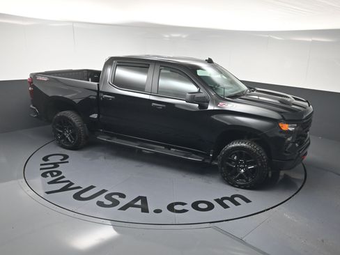 Used 2026 Chevrolet Silverado 1500 Custom Trail Boss AWD/4WD image 30