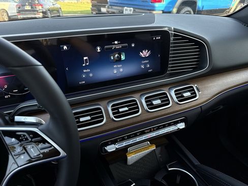 New 2025 Mercedes-Benz GLE 580 4MATIC image 22