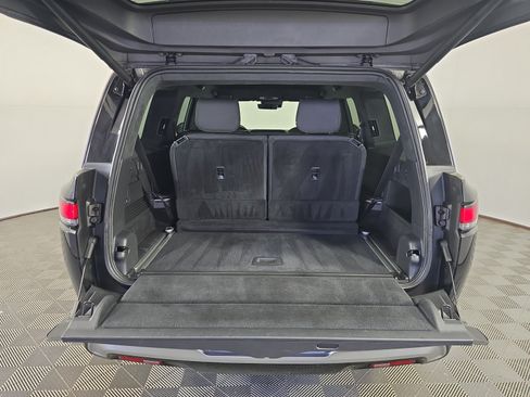 Used 2025 Rivian R1S Adventure AWD/4WD image 15