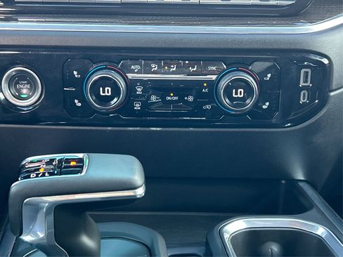 Used 2024 Chevrolet Silverado 1500 RST image 30