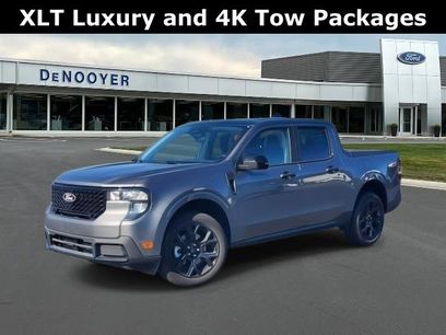 New 2025 Ford Maverick XLT w/ XLT Luxury Package