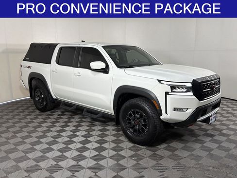 Used 2023 Nissan Frontier PRO-4X w/ Pro-4X Premium Package AWD/4WD image 2