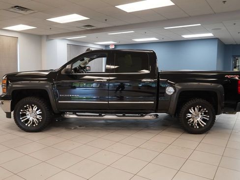 Used 2015 Chevrolet Silverado 1500 LTZ AWD/4WD image 2