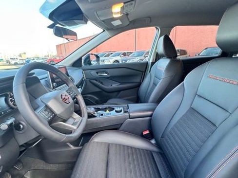 Certified 2025 Nissan Rogue SV AWD/4WD image 26