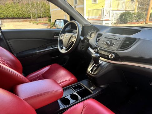 Used 2016 Honda CR-V SE image 18