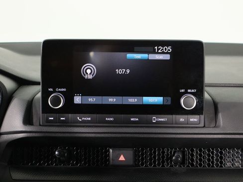 Used 2025 Honda CR-V Sport image 28