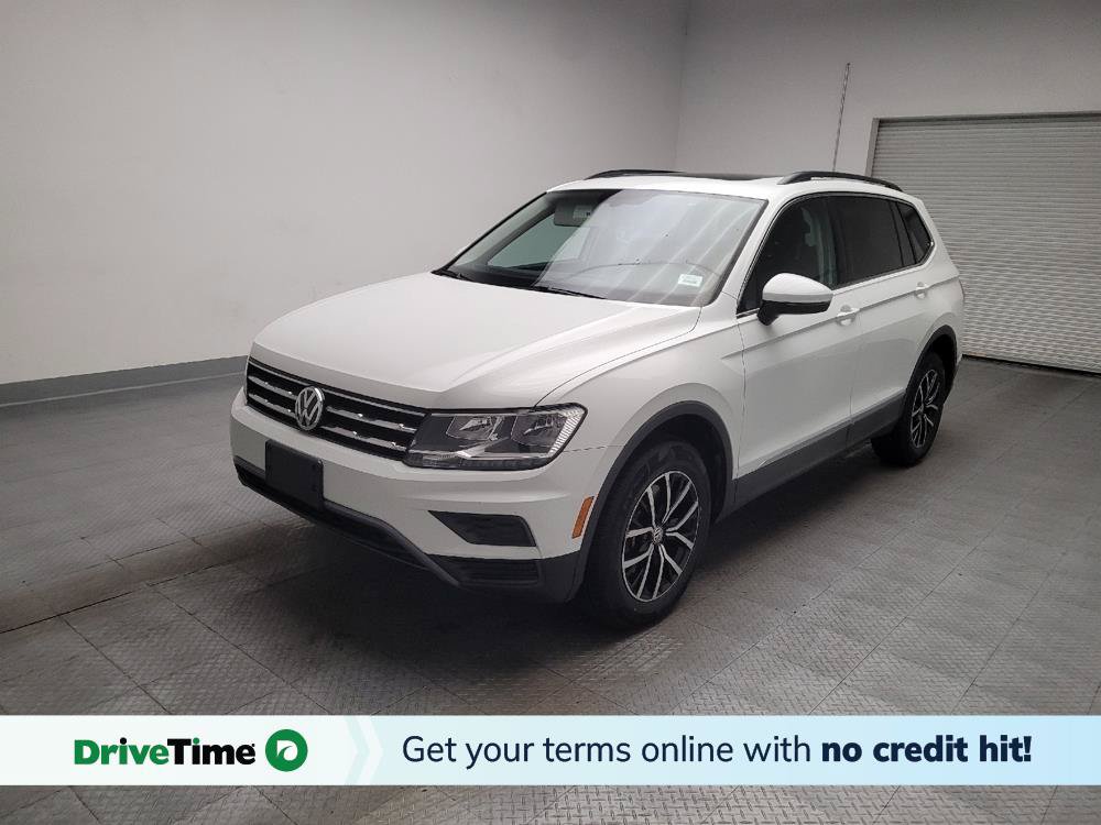 Used 2021 Volkswagen Tiguan SE w/ Panoramic Sunroof Package FWD image 1