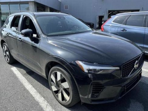 Certified 2024 Volvo XC60 T8 Plus w/ Protection Package Premier AWD/4WD image 5
