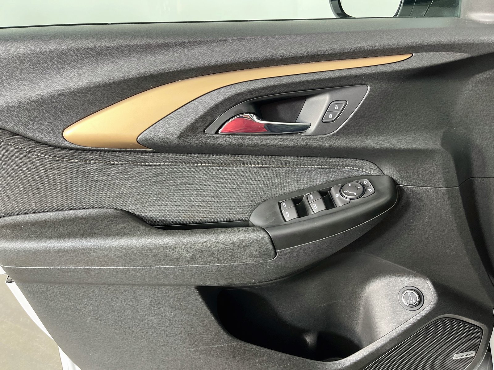 Used 2021 Chevrolet TrailBlazer ACTIV w/ Sun and Liftgate Package FWD image 28