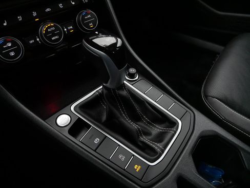 Used 2023 Volkswagen Jetta SEL image 24