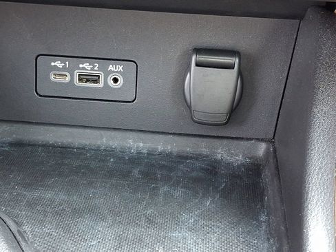 Certified 2023 Nissan Sentra SV w/ SV Premium Package FWD image 25