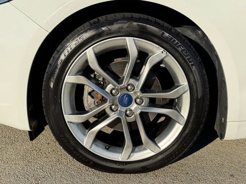 Used 2019 Ford Fusion Titanium image 13