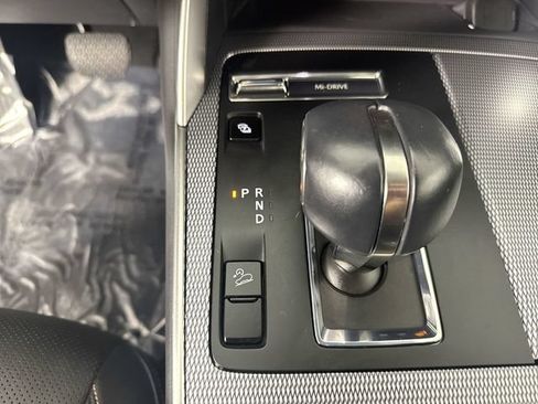 Used 2024 MAZDA CX-90 Plug-In Hybrid w/ Premium Pkg AWD/4WD image 17
