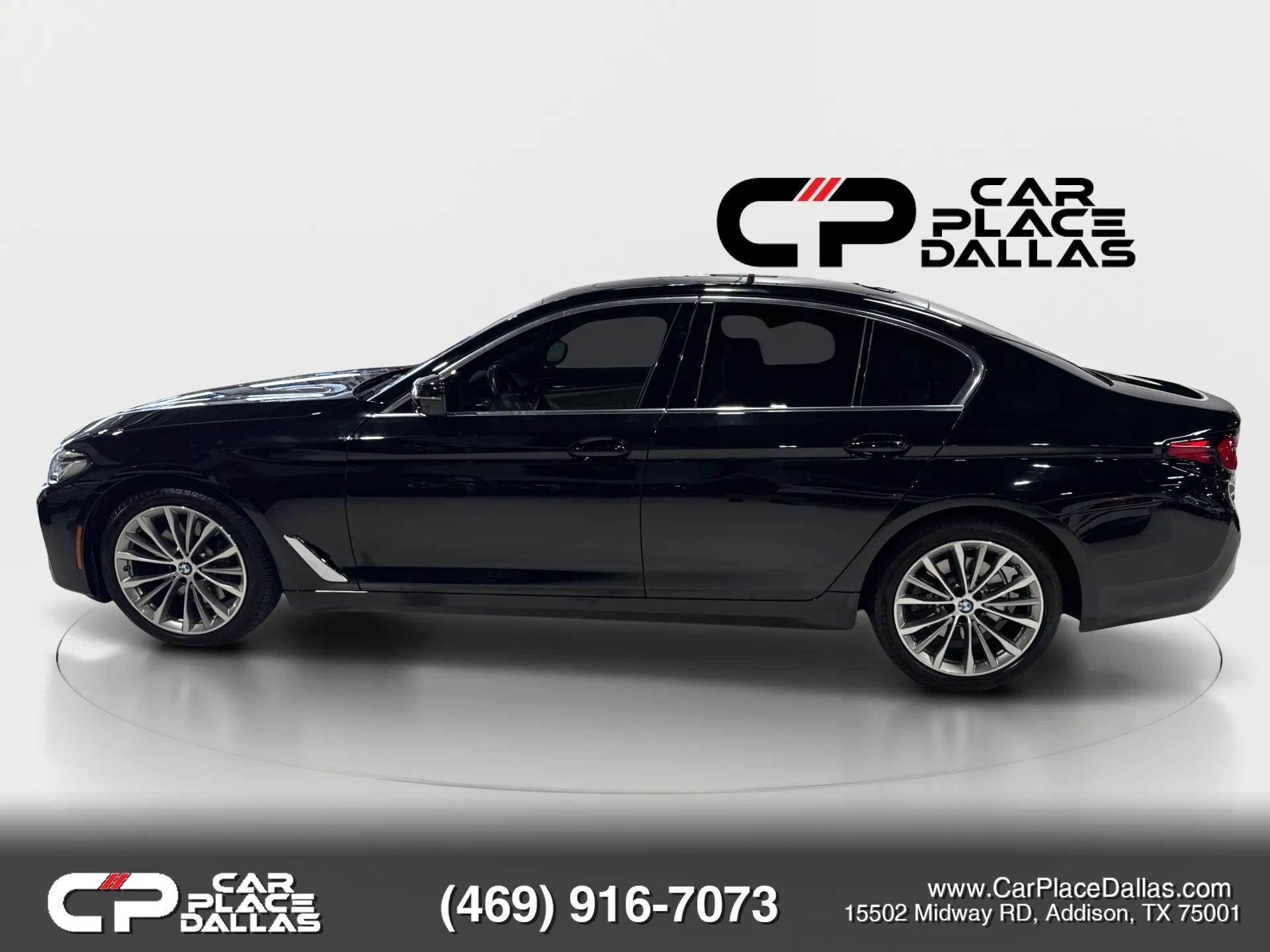 Used 2023 BMW 530i w/ Premium Package RWD image 4