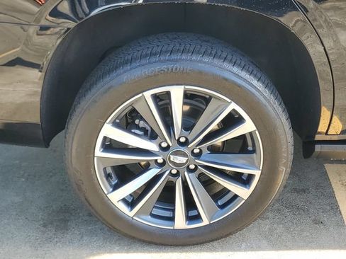Used 2025 Cadillac Escalade Sport AWD/4WD image 7