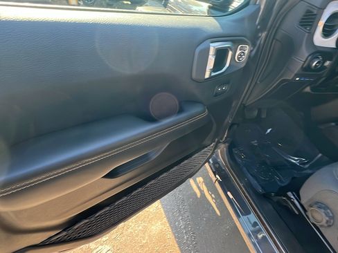 Used 2025 Jeep Wrangler Sahara 4xe w/ Safety Group image 14