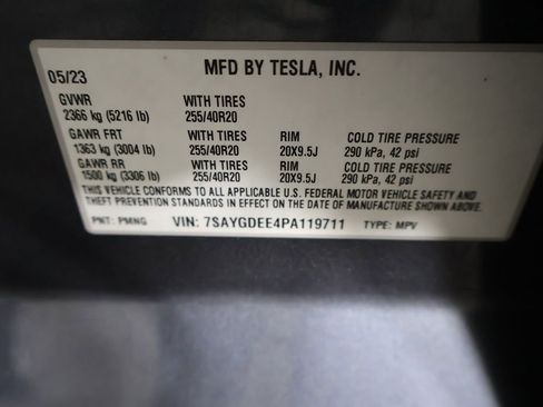 Used 2023 Tesla Model Y AWD image 50