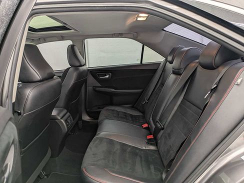 Used 2017 Toyota Camry XSE w/ Moonroof Package image 21