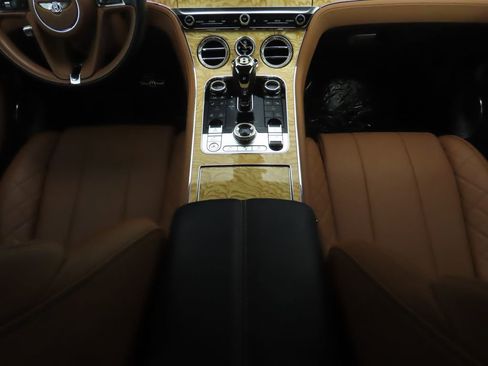 Certified 2020 Bentley Continental GT image 17