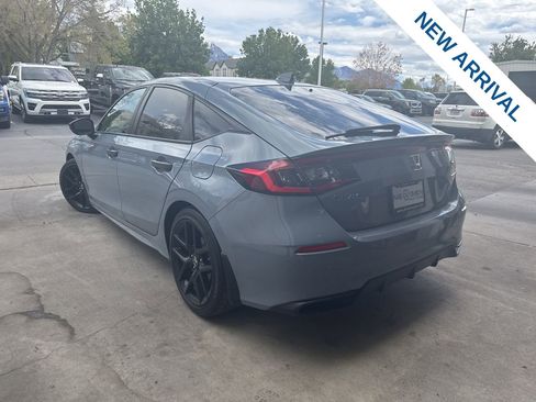Used 2022 Honda Civic Sport image 5