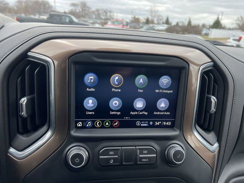 Used 2021 Chevrolet Silverado 1500 High Country w/ Technology Package AWD/4WD image 24