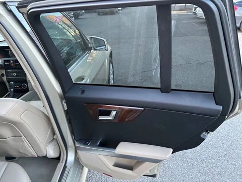 Used 2012 Mercedes-Benz GLK 350 4MATIC image 14
