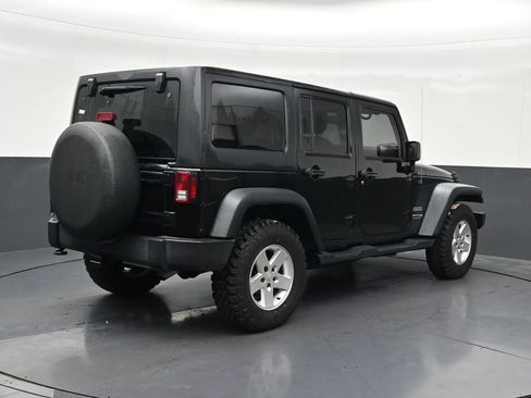 Used 2018 Jeep Wrangler Unlimited Sport S AWD/4WD image 5