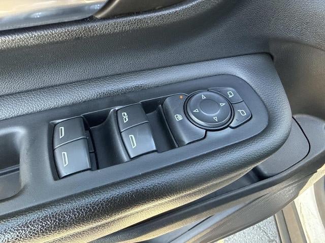 Used 2023 GMC Terrain SLE w/ Driver Convenience Package FWD image 14