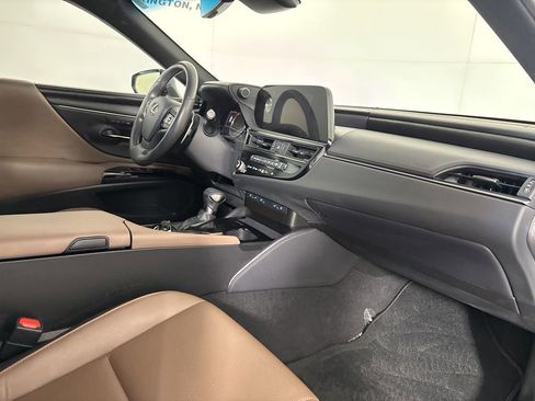 Used 2023 Lexus ES 350 w/ Premium Package image 31