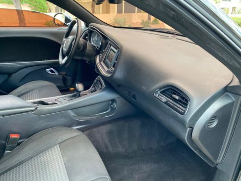Used 2016 Dodge Challenger SXT image 46
