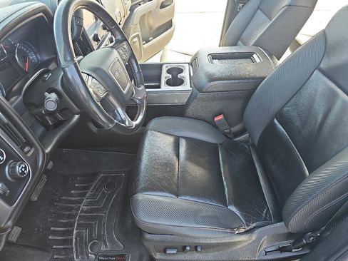 Used 2018 GMC Sierra 1500 SLT w/ All Terrain Package AWD/4WD image 8