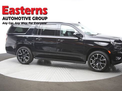 Used 2024 Chevrolet Suburban RST RWD image 49