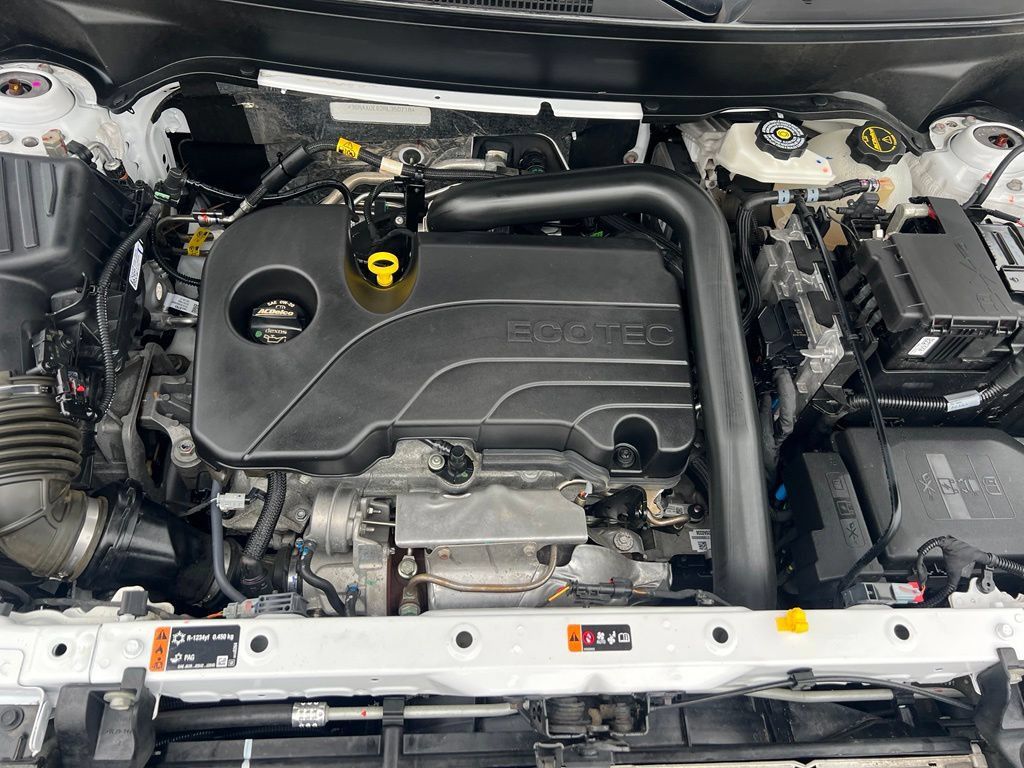 Used 2024 Chevrolet Equinox LT AWD/4WD image 44
