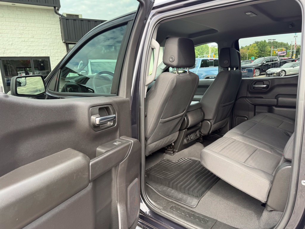 Certified 2024 Chevrolet Silverado 1500 Custom Trail Boss w/ LPO, Dark Essentials Package AWD/4WD image 15