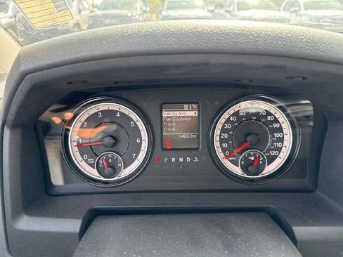 Used 2018 RAM 1500 Express RWD image 6