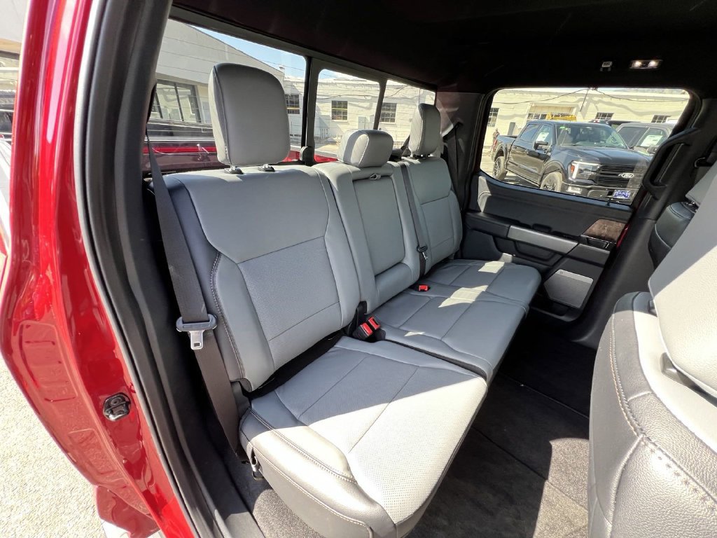 Used 2023 Ford F150 Lightning Lariat AWD/4WD image 26