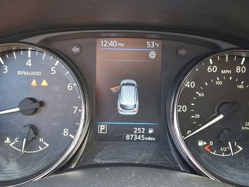 Used 2020 Nissan Rogue Sport SV image 19