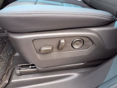 New 2025 GMC Hummer EV 2X image 11