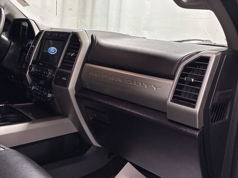 Used 2020 Ford F350 Lariat image 32