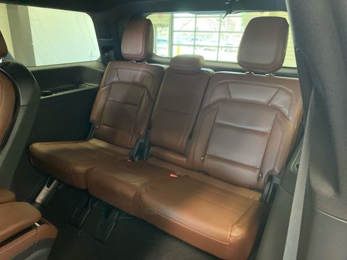 New 2026 Lincoln Navigator Reserve AWD/4WD image 14