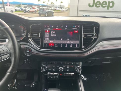 Used 2025 Dodge Durango GT image 49