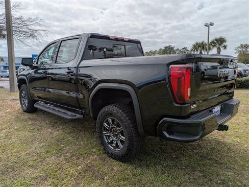 New 2026 GMC Sierra 1500 AT4X w/ LPO, Black Badging Package image 7