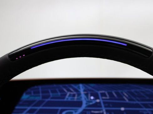 Used 2025 Cadillac CT5 V w/ Technology Package image 34