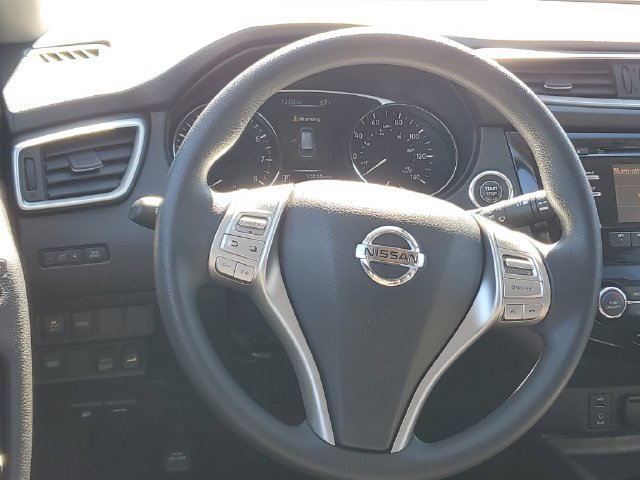 Used 2016 Nissan Rogue SV AWD/4WD image 12
