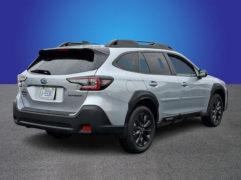 Certified 2025 Subaru Outback Onyx Edition w/ Popular Package #2 AWD/4WD image 4